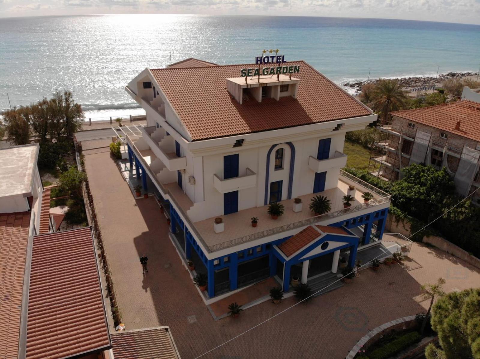 Sea Garden Hotel Acquappesa Kültér fotó