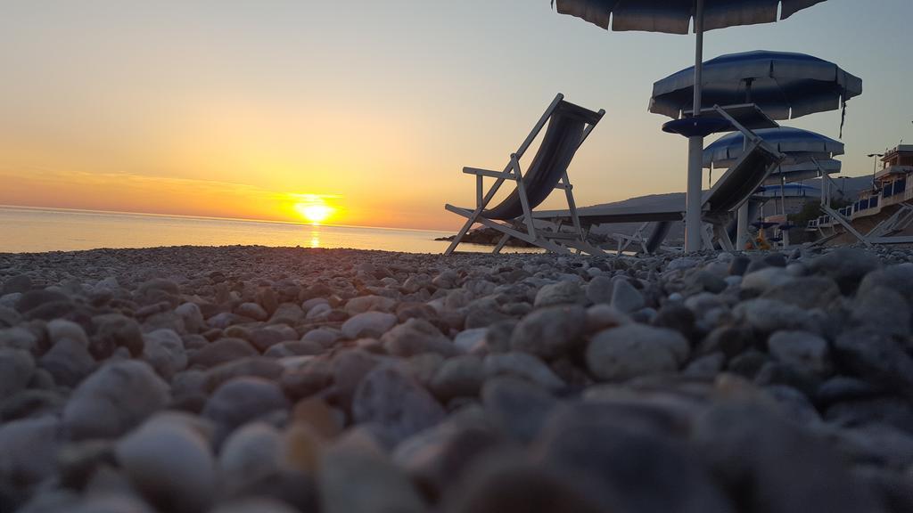 Sea Garden Hotel Acquappesa Kültér fotó